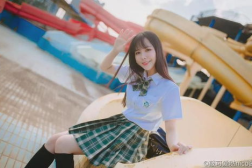 jk美女脱个精光让男人桶,jk美女裸露行为的社会危害与应对策略